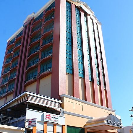 Iloilo Business Hotel Dış mekan fotoğraf
