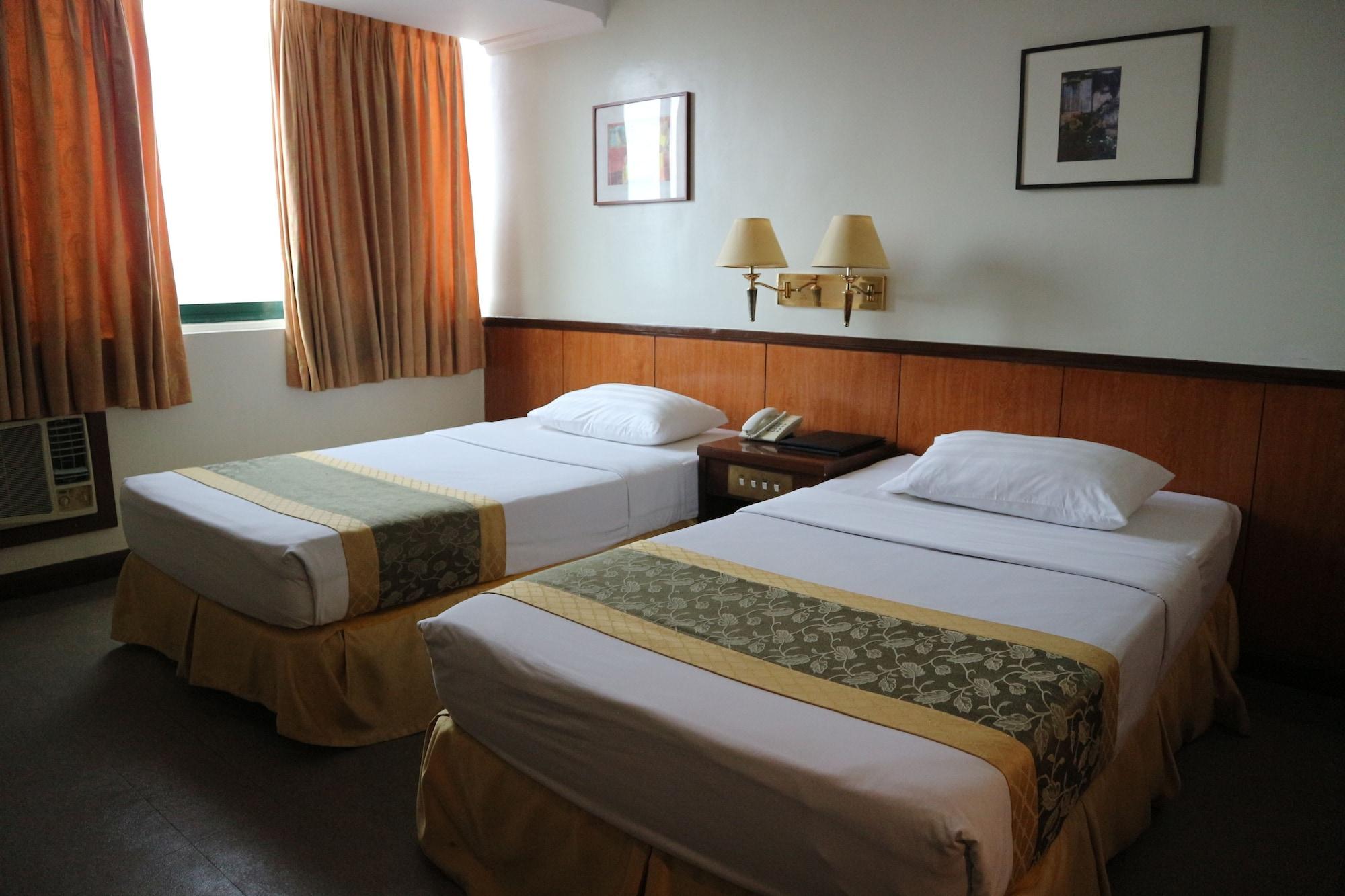 Iloilo Business Hotel Dış mekan fotoğraf