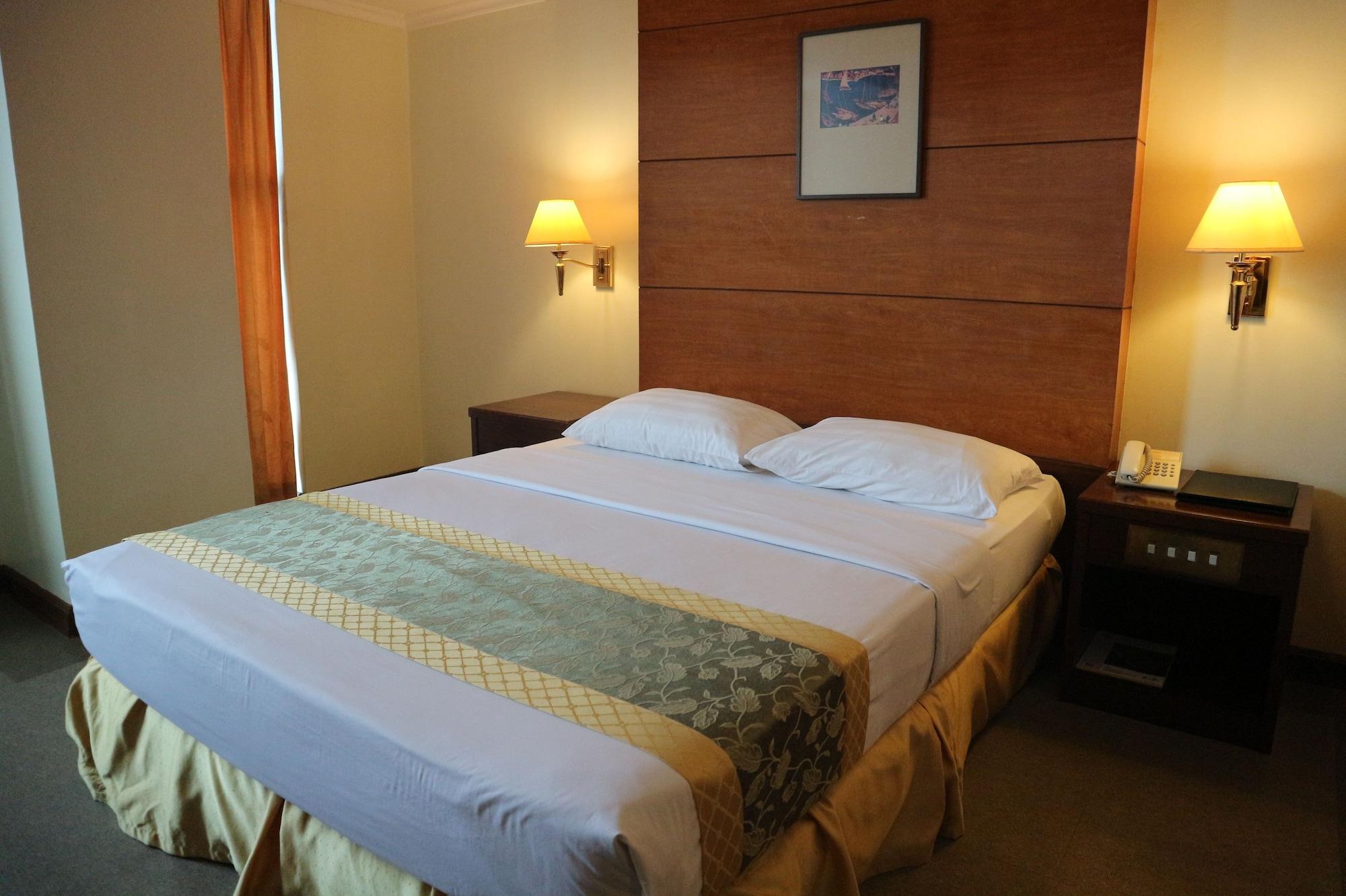 Iloilo Business Hotel Dış mekan fotoğraf