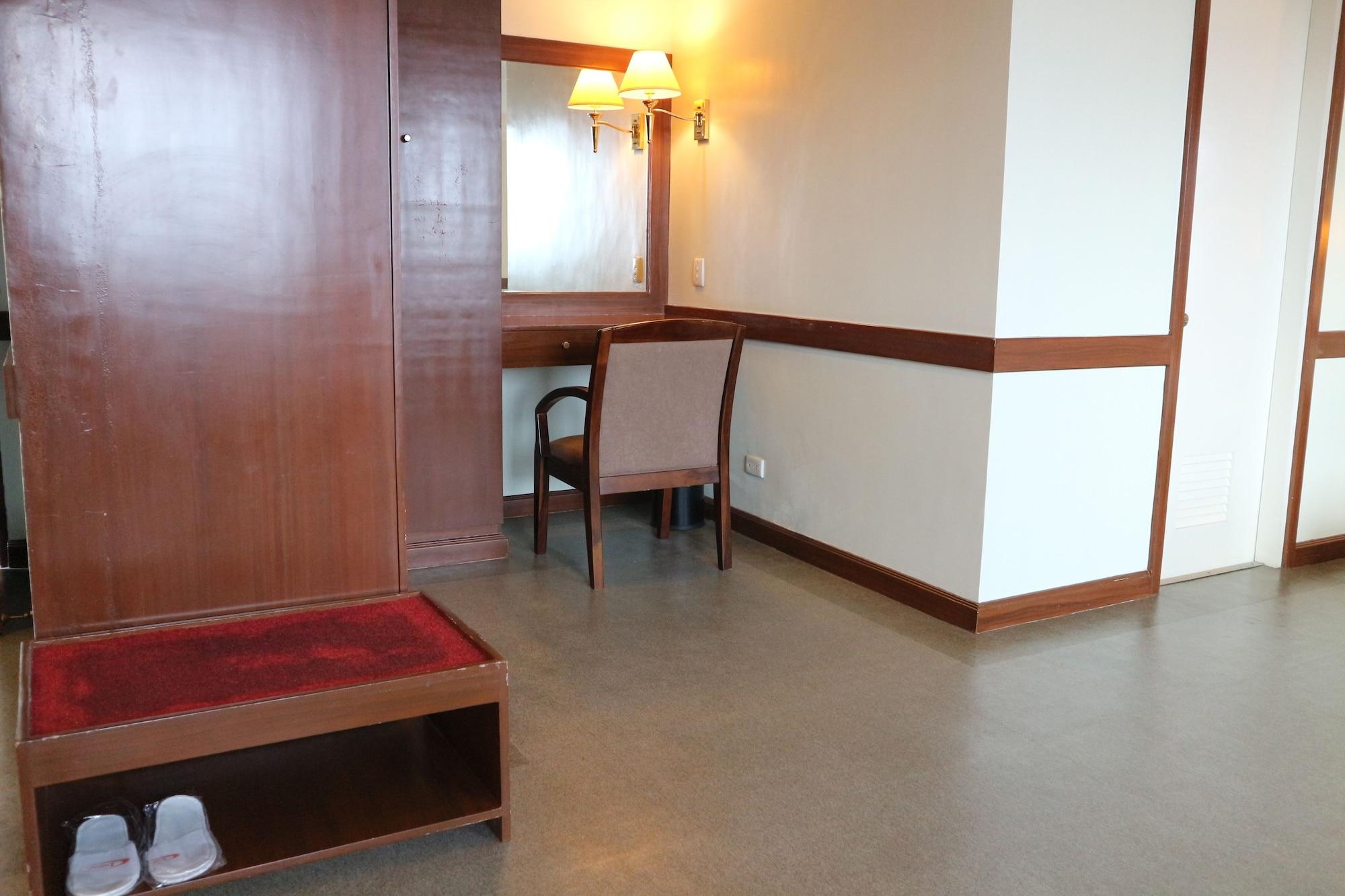Iloilo Business Hotel Dış mekan fotoğraf