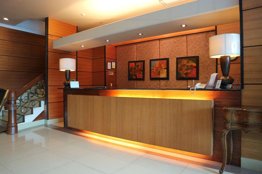 Iloilo Business Hotel Dış mekan fotoğraf