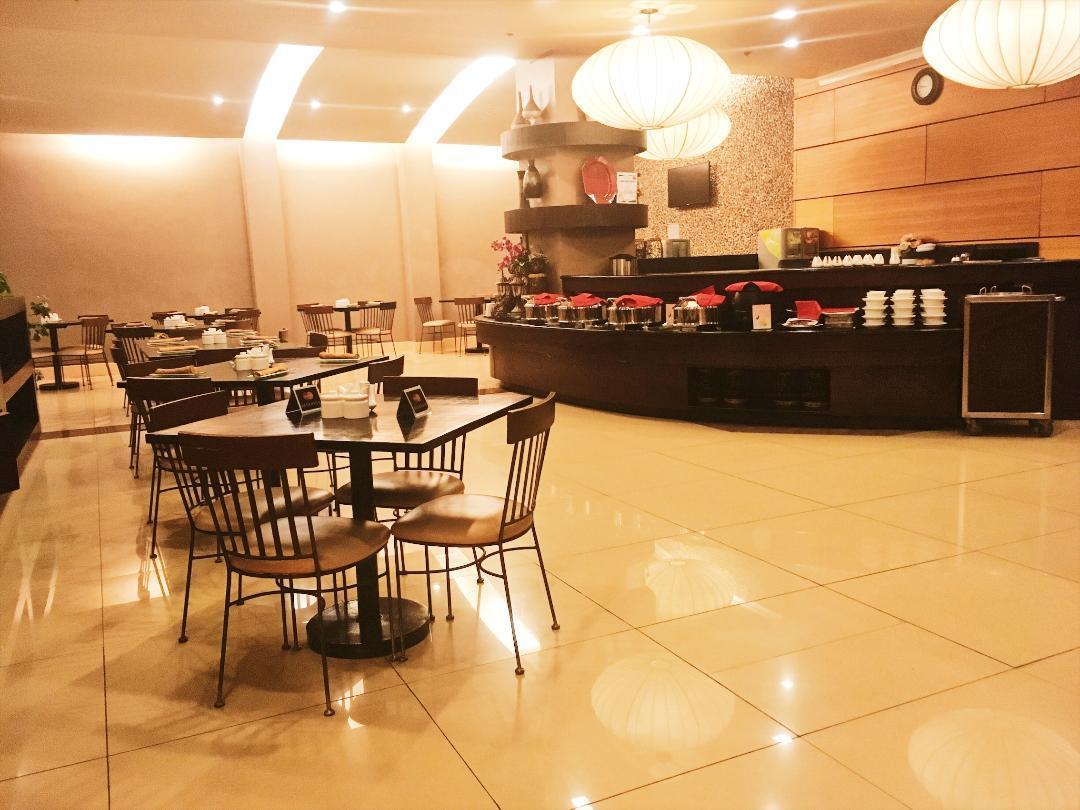 Iloilo Business Hotel Dış mekan fotoğraf